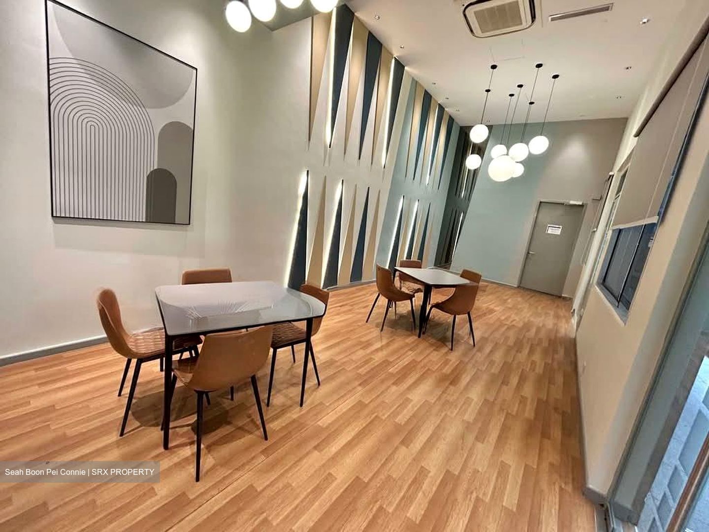 UE Square (D9), Apartment #567971591